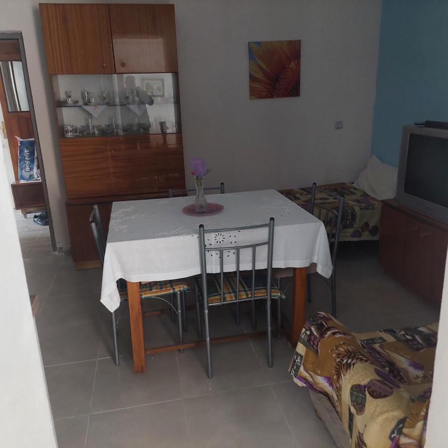 Central Condos Sarande Luaran gambar