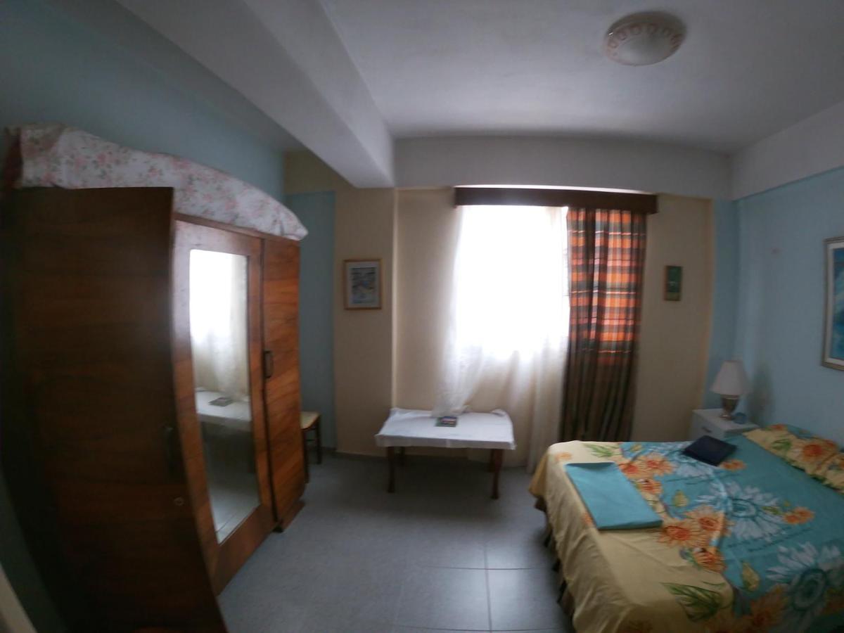 Central Condos Sarande Luaran gambar